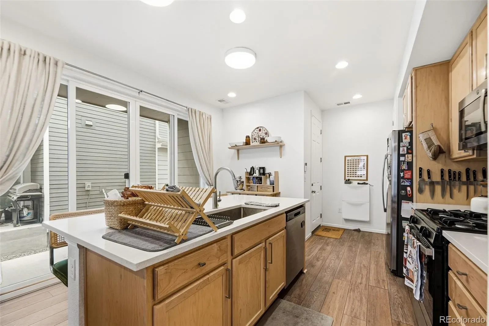 03272026040731 1600 10