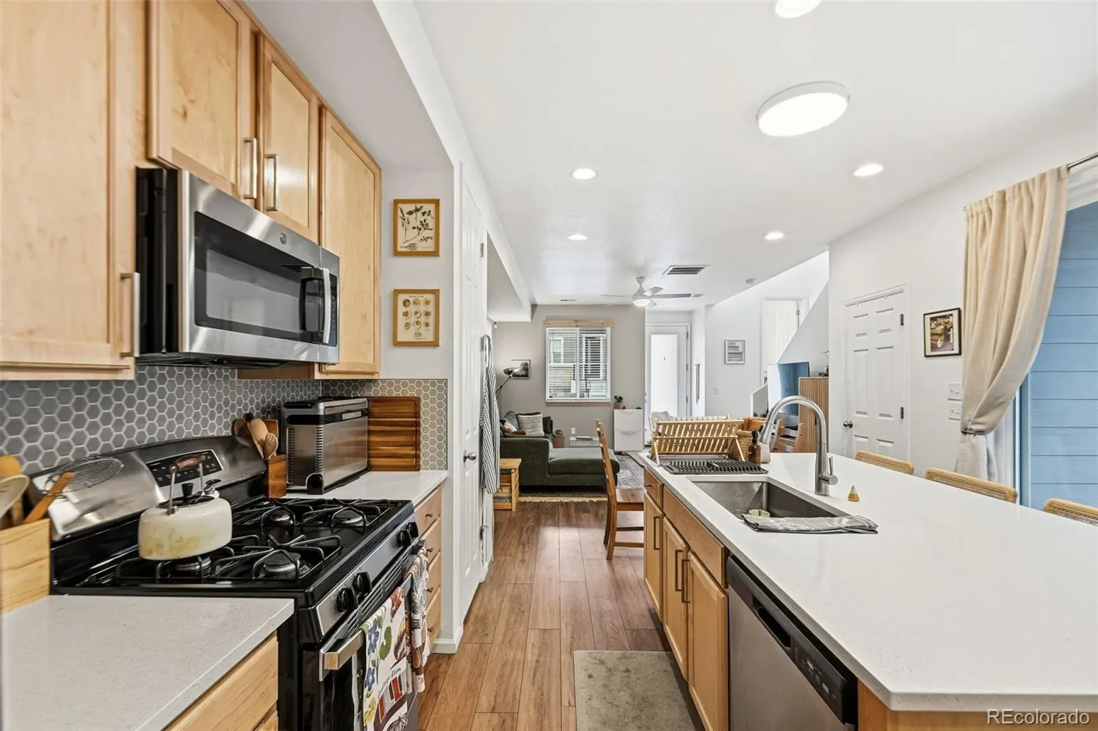 03272026040731 1600 14