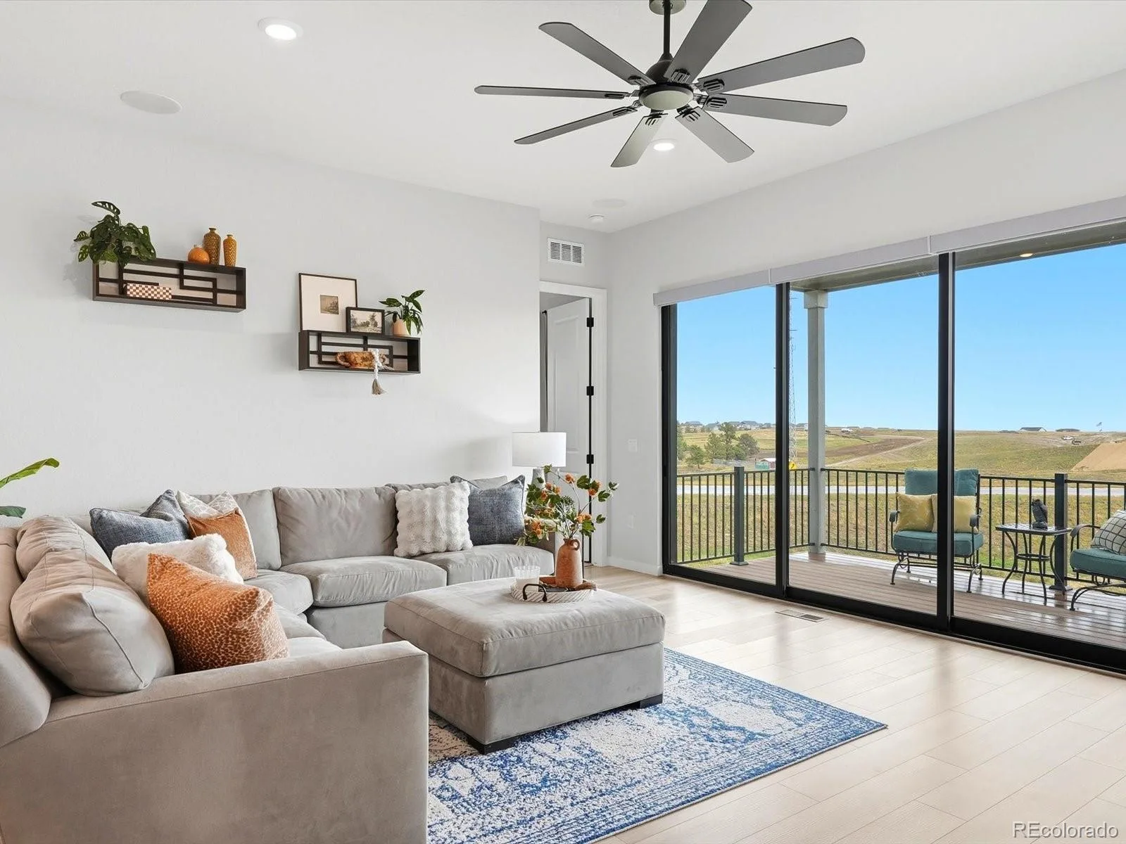 13690 Emerald Lake Street Parker CO 80138 | MLS #REC9005045 10022026195451 1600 20