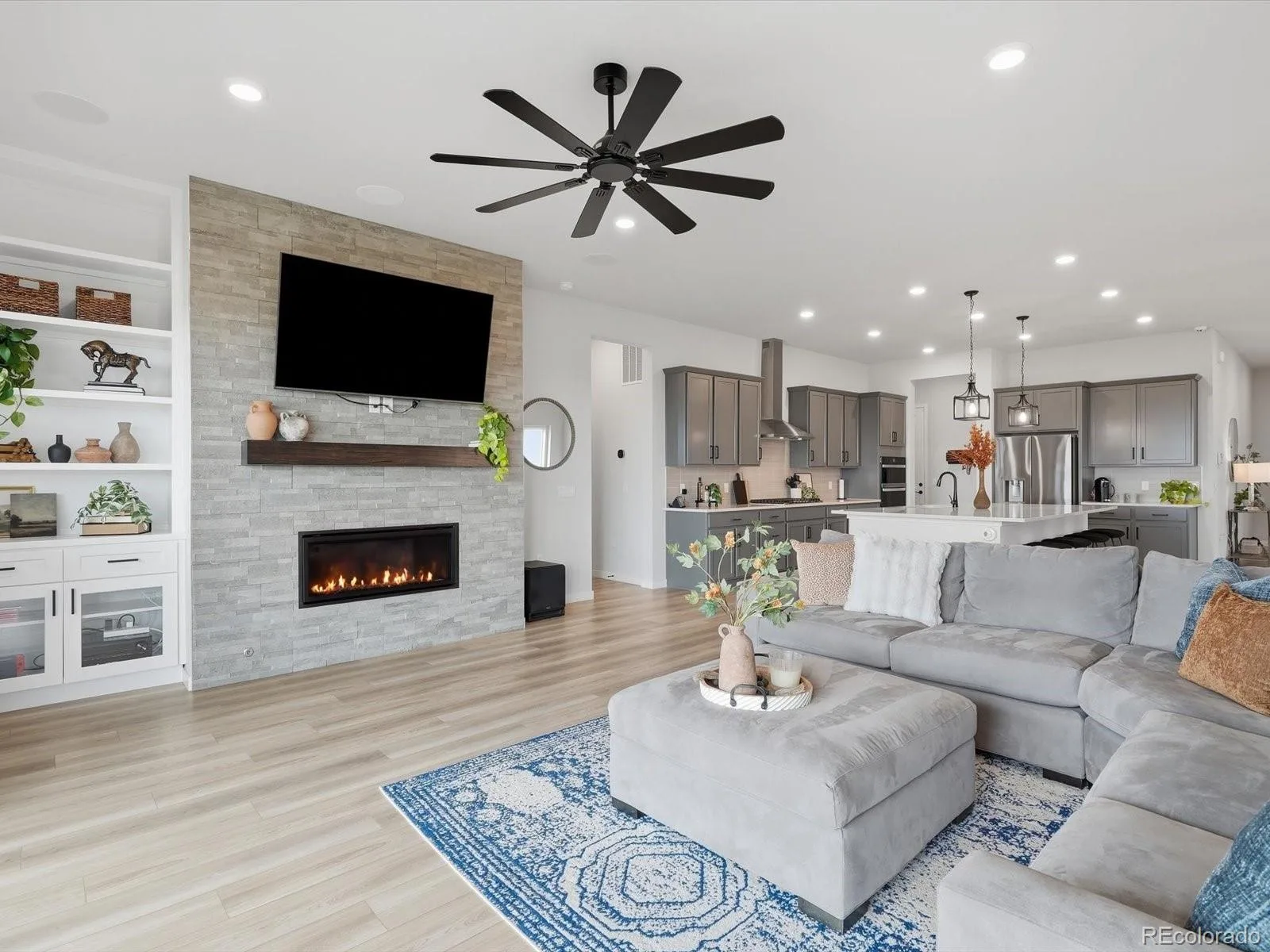 13690 Emerald Lake Street Parker CO 80138 | MLS #REC9005045 10022026195451 1600 22