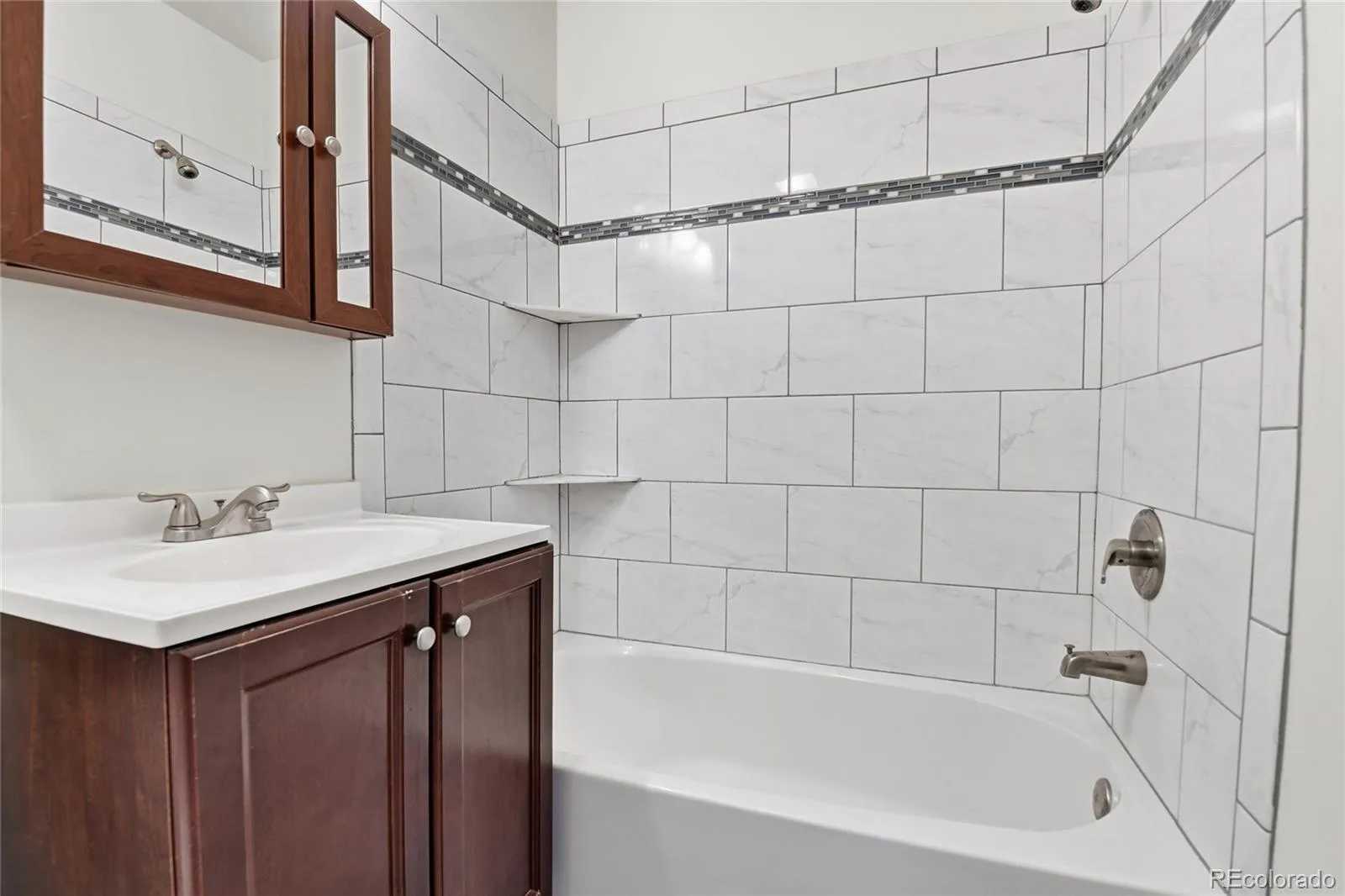 04012026193642 1600 10