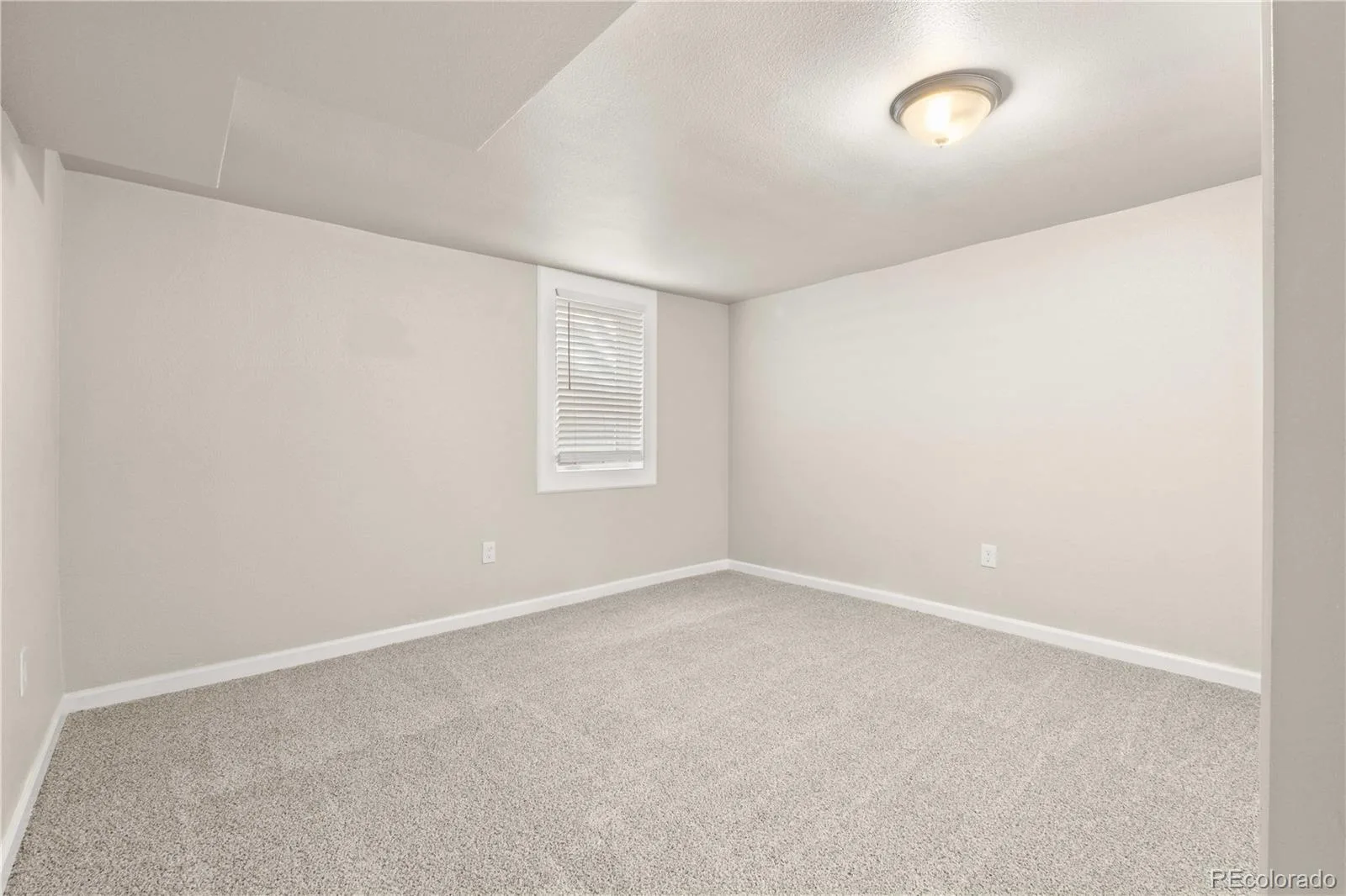 6261 W 74th Place Arvada CO 80003 MLS #REC9007330 06202026032301 1600 36