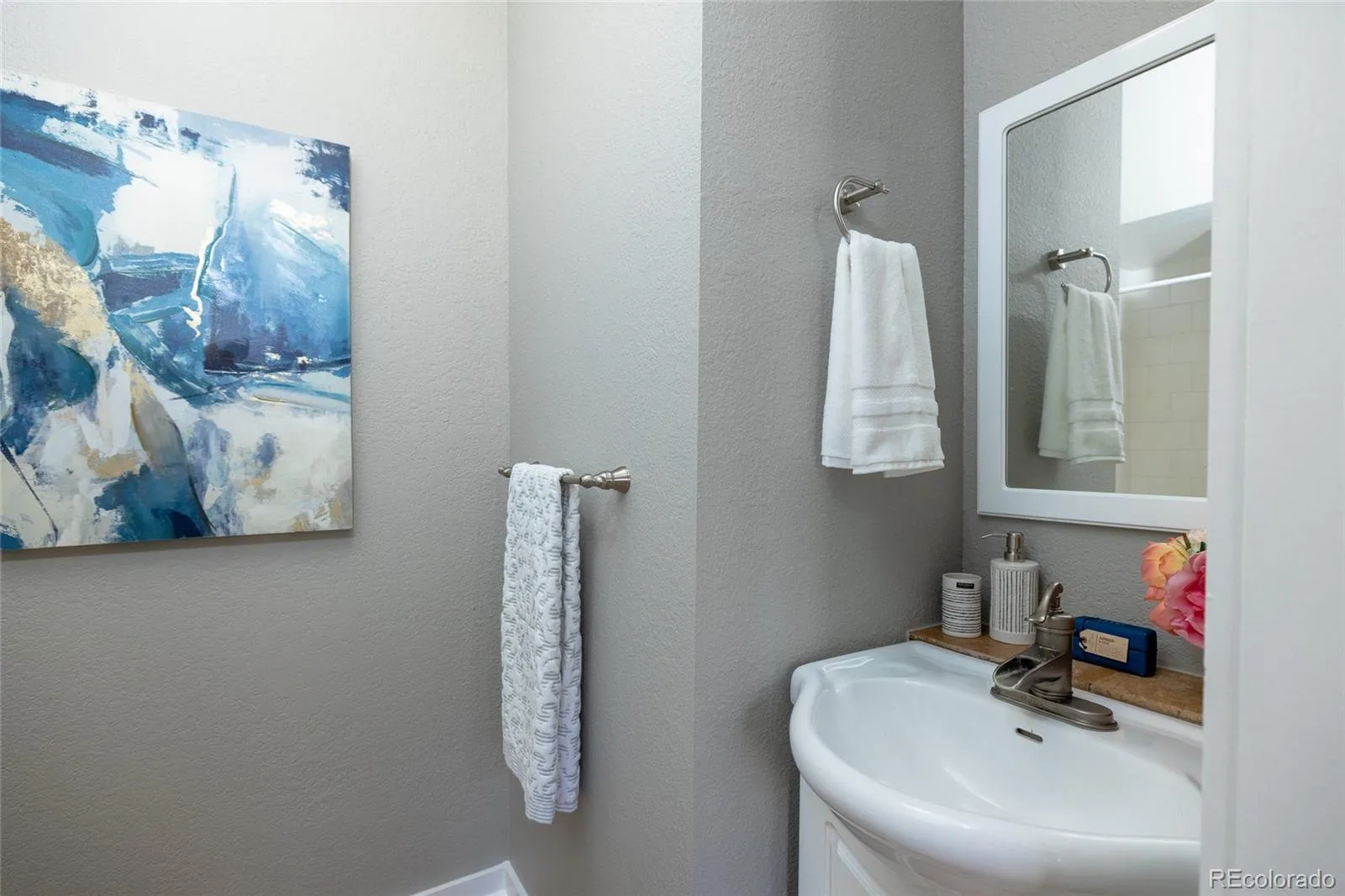 04092026224258 1600 16