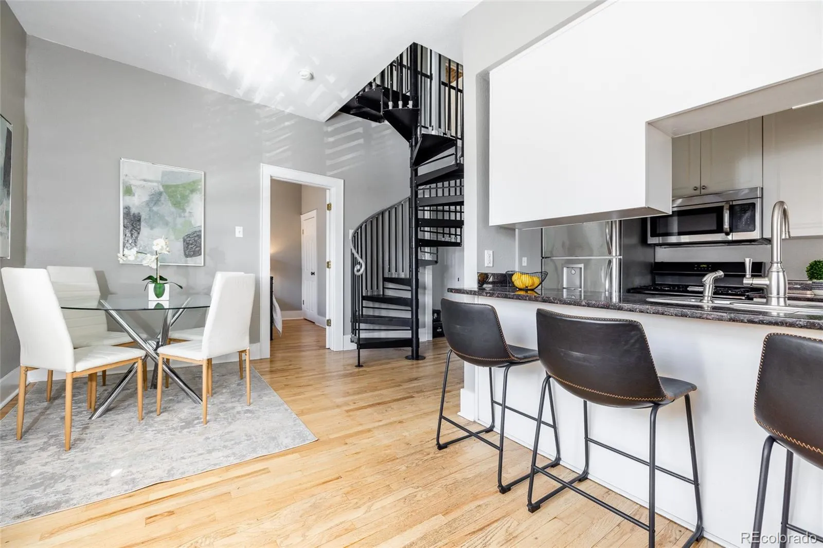 04092026224258 1600 3