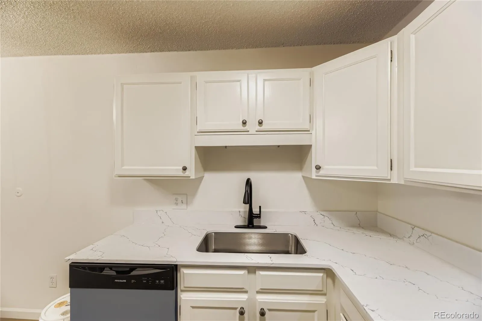 13500 E Cornell Avenue #206 Aurora CO 80014 MLS #REC9010579 03232026182245 1600 10