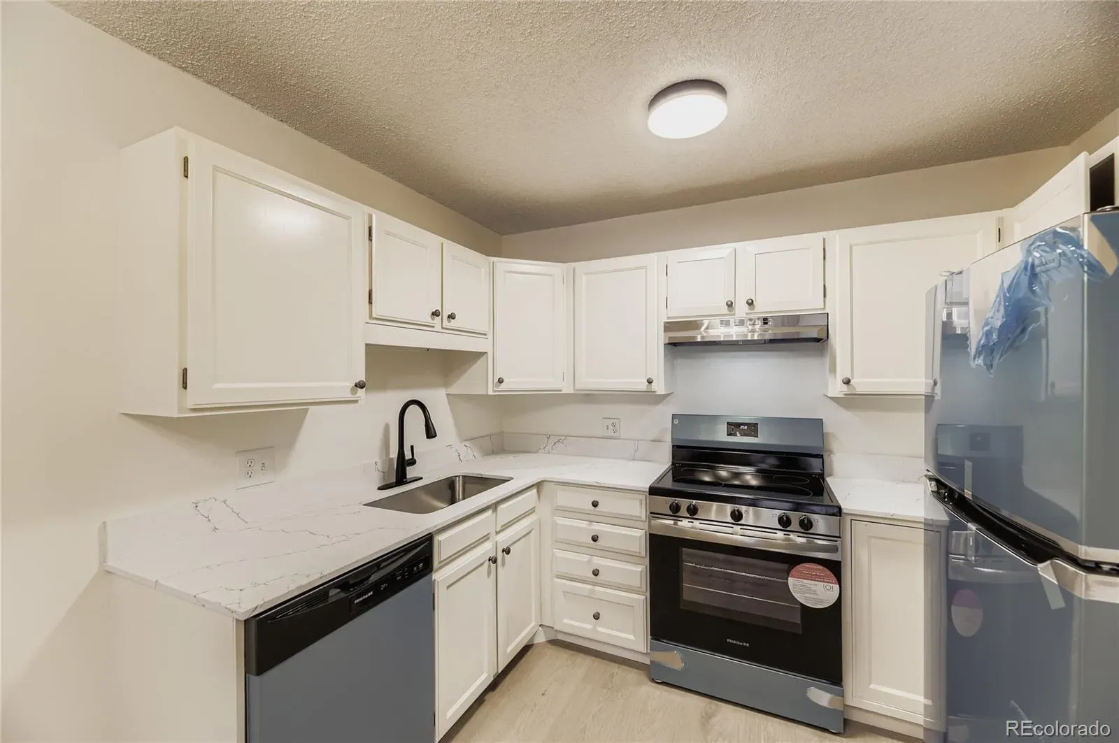 13500 E Cornell Avenue #206 Aurora CO 80014 MLS #REC9010579 03232026182245 1600 13