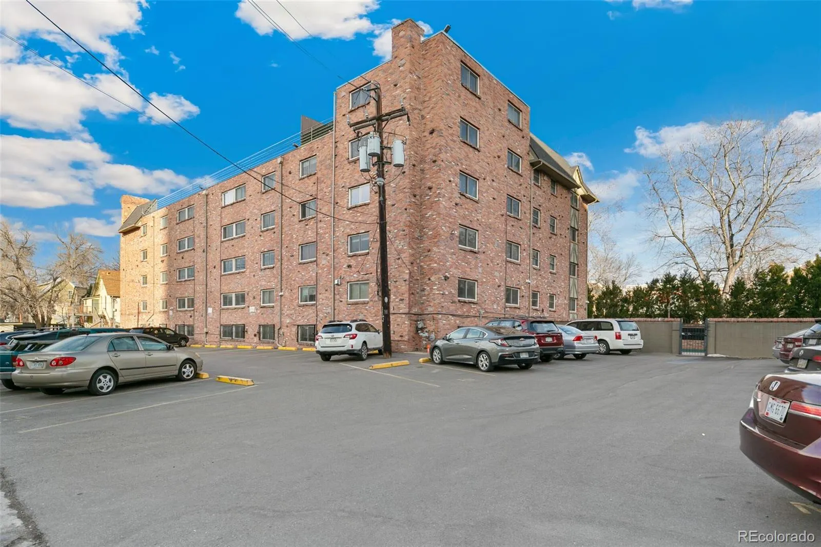 1243 N Gaylord Street #205 Denver CO 80206 MLS #REC9011842 05062026194047 1600 32