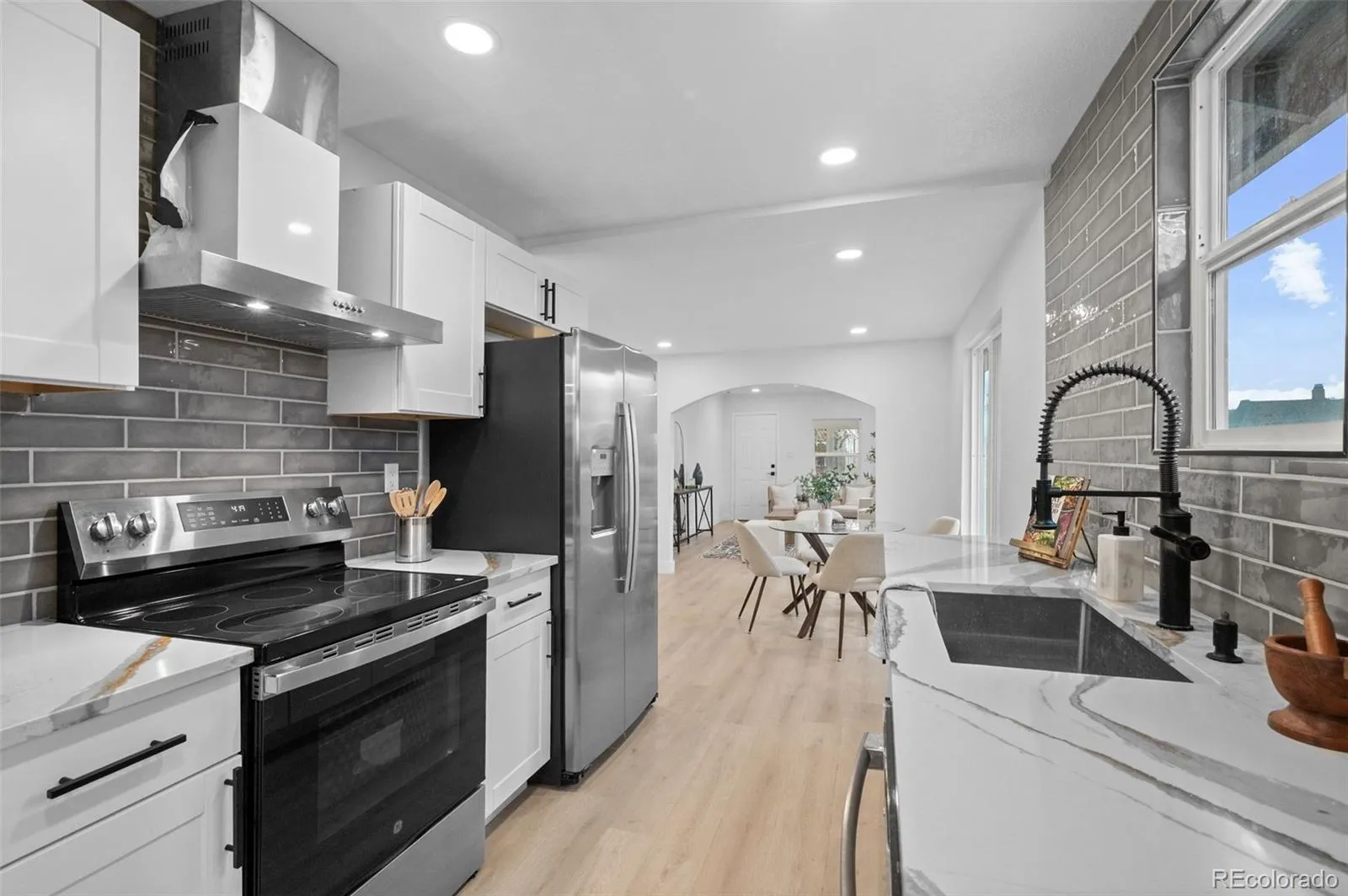 04202026025017 1600 11