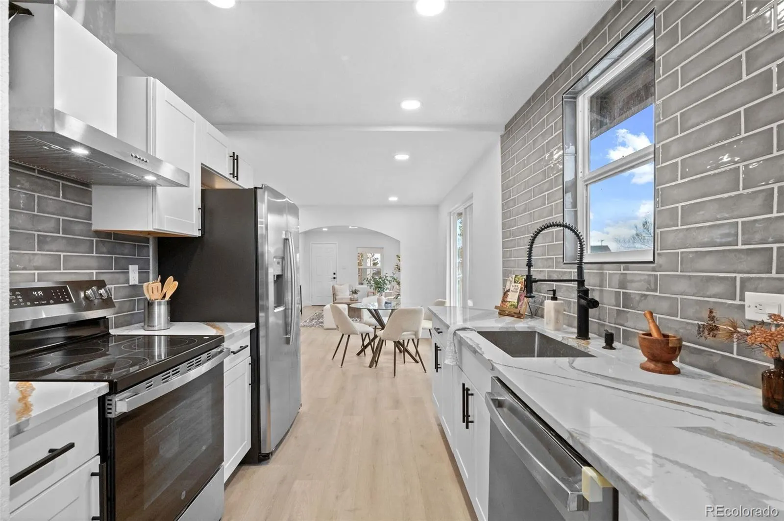 04202026025017 1600 12