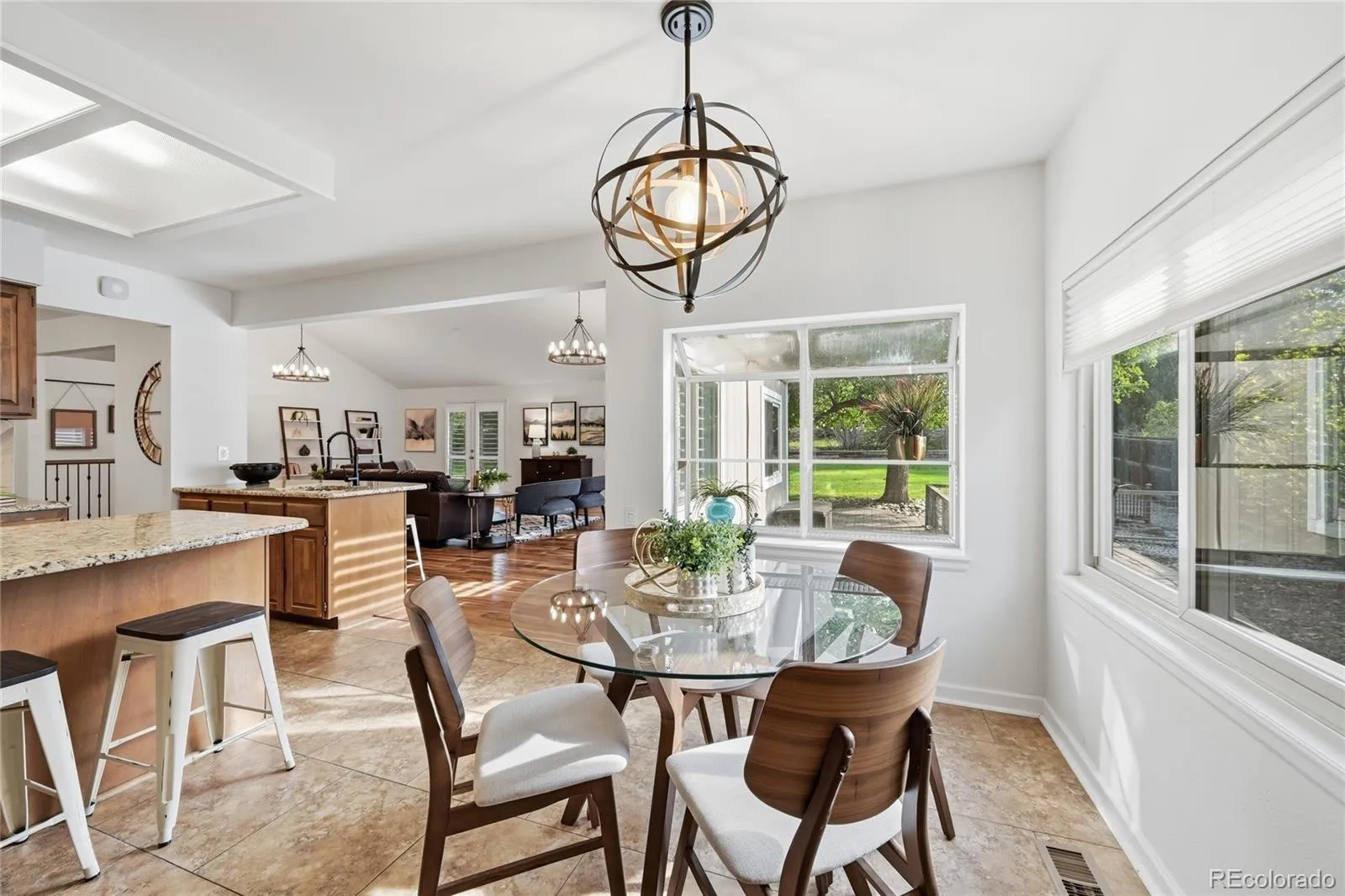 3086 E Hinsdale Avenue Centennial CO 80122 MLS #REC9016438 05142026212843 1600 12