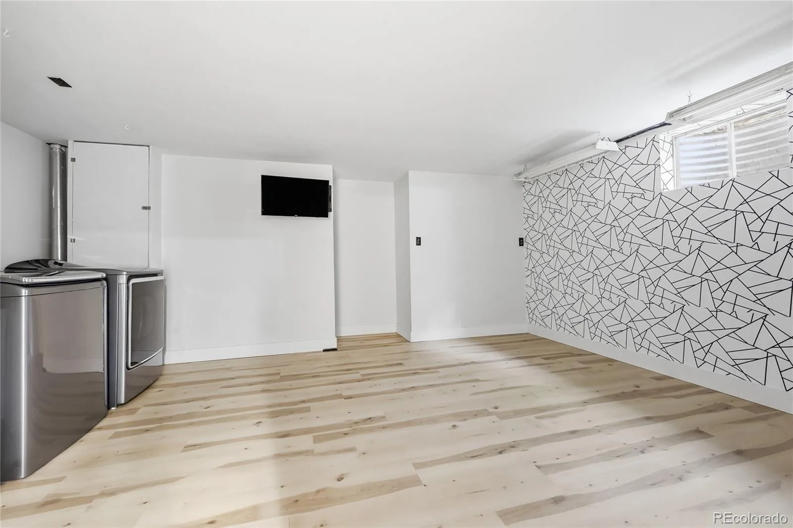 3086 E Hinsdale Avenue Centennial CO 80122 MLS #REC9016438 05142026212843 1600 32