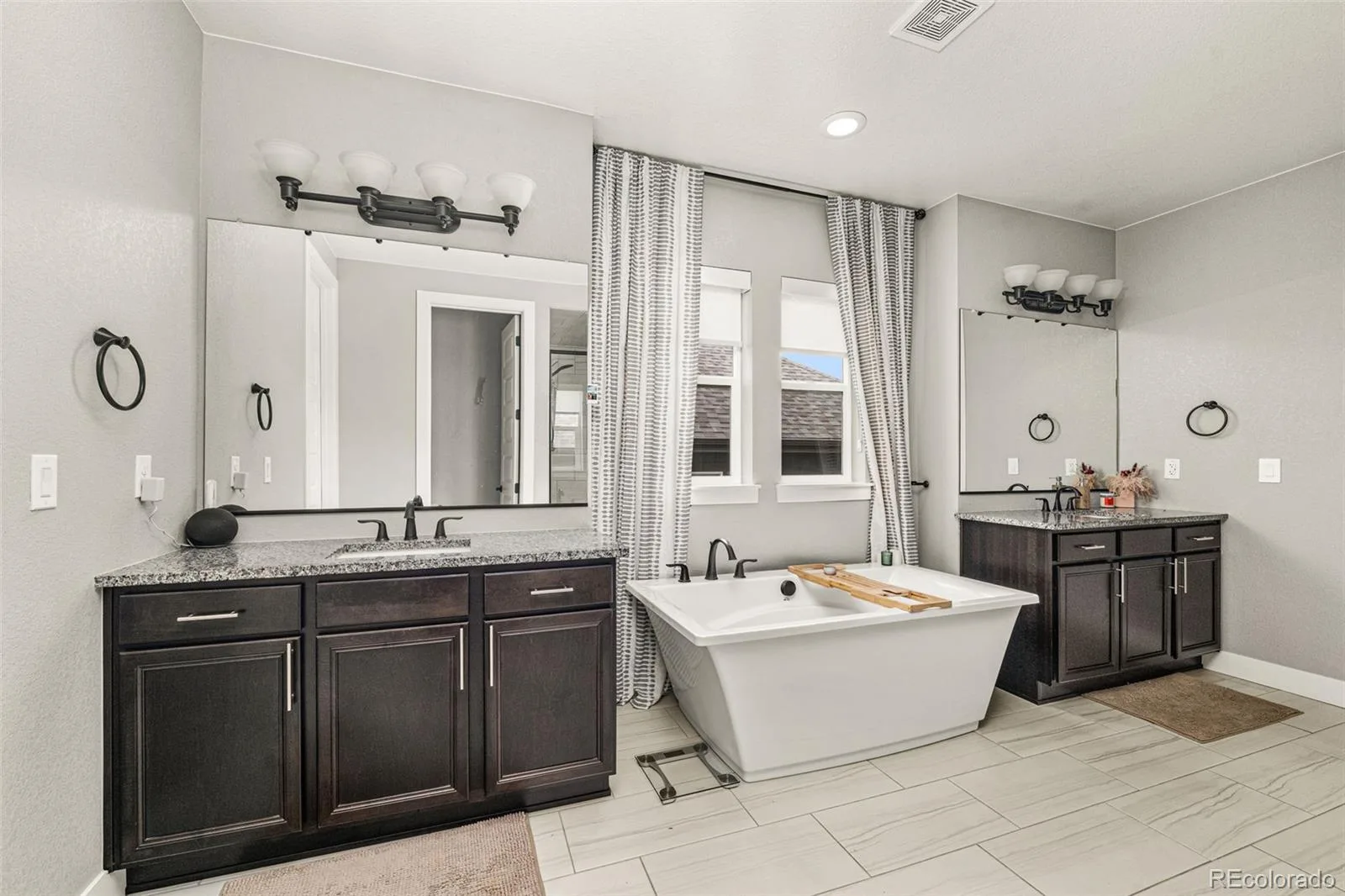 25537 E Alder Drive Aurora CO 80016 MLS #REC9019588 06152026193235 1600 19