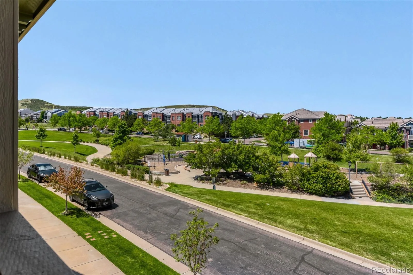 10262 Greentrail Circle Lone Tree CO 80124 MLS #REC9021191 06102026211616 1600 23