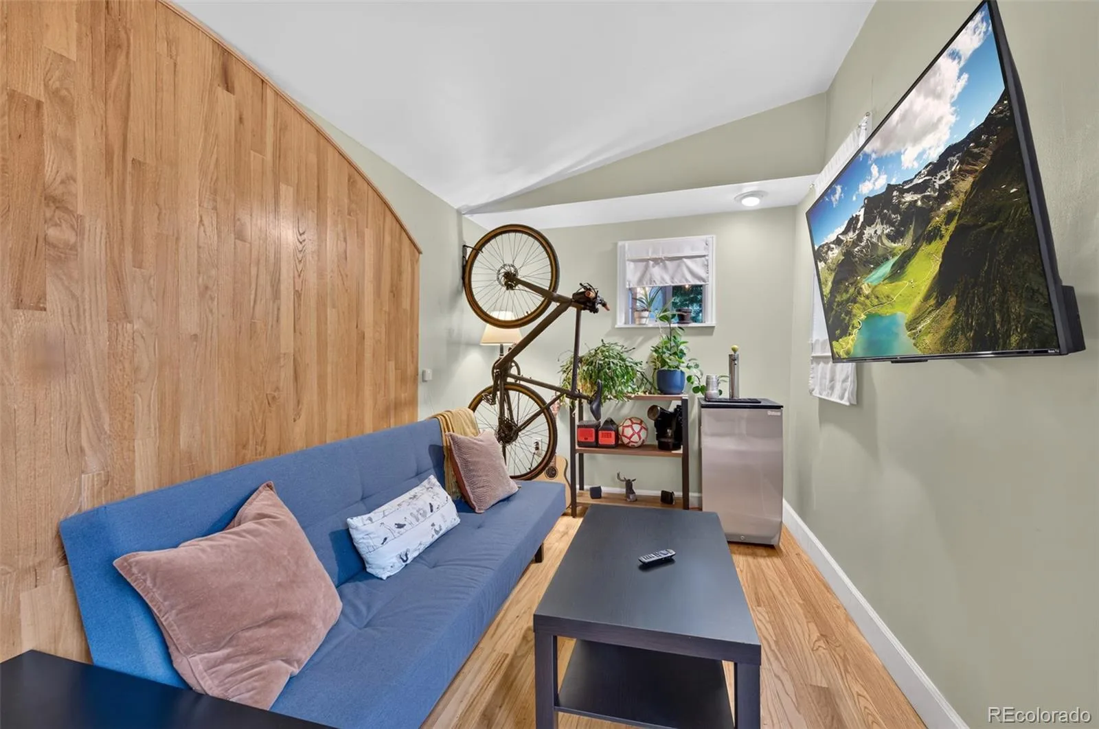 2060 S Franklin Street Denver CO 80210 | MLS #REC9022591 07302026155804 1600 35