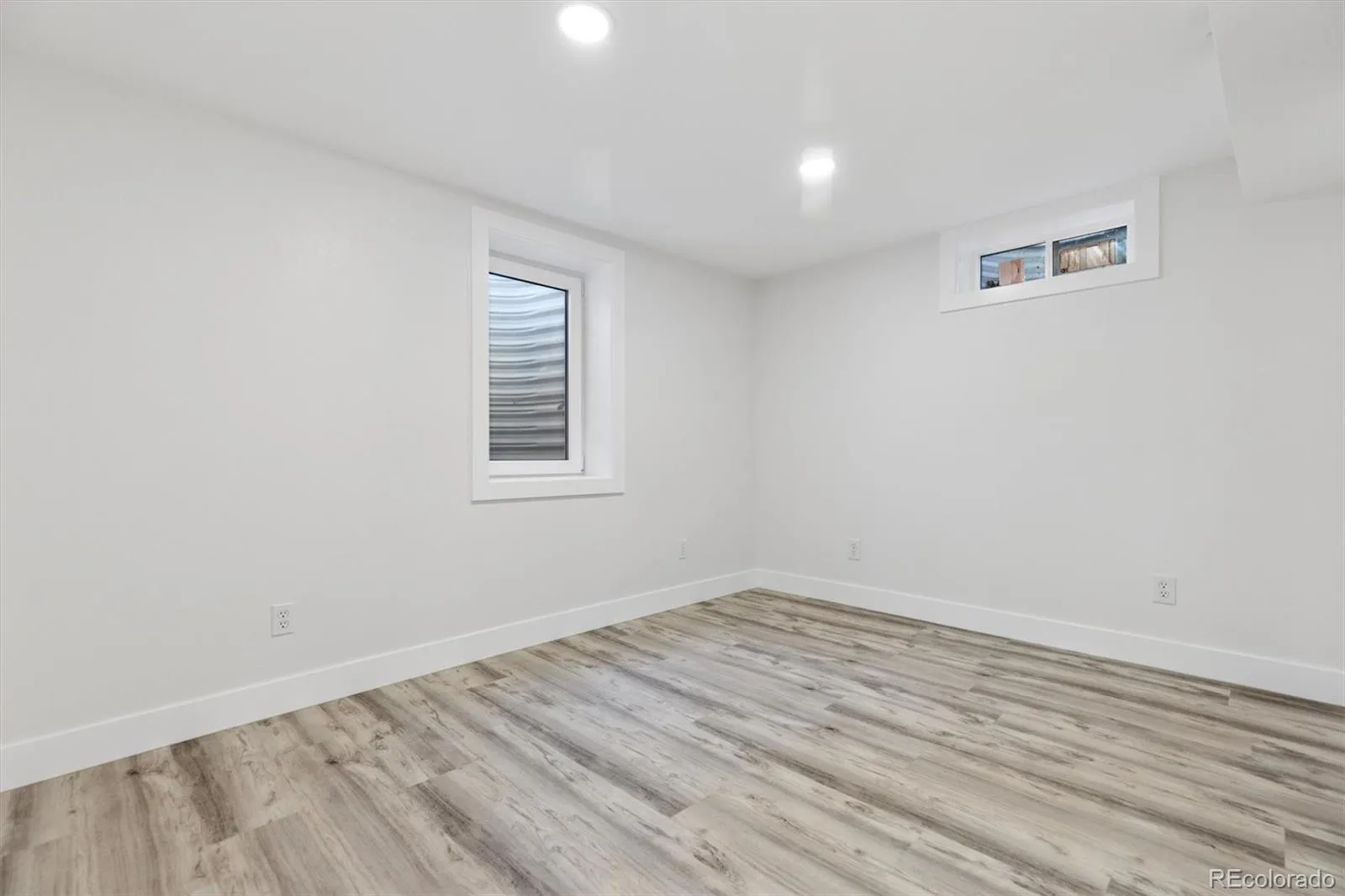 4880 S Cherokee Street Englewood CO 80110 MLS #REC9024268 05152026201434 1600 21