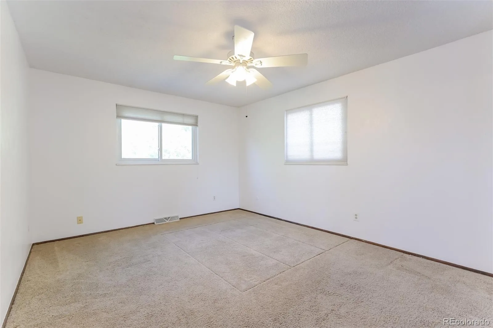 10064 W Lake Drive Littleton CO 80127 | MLS #REC9024537 06152026195039 1600 15