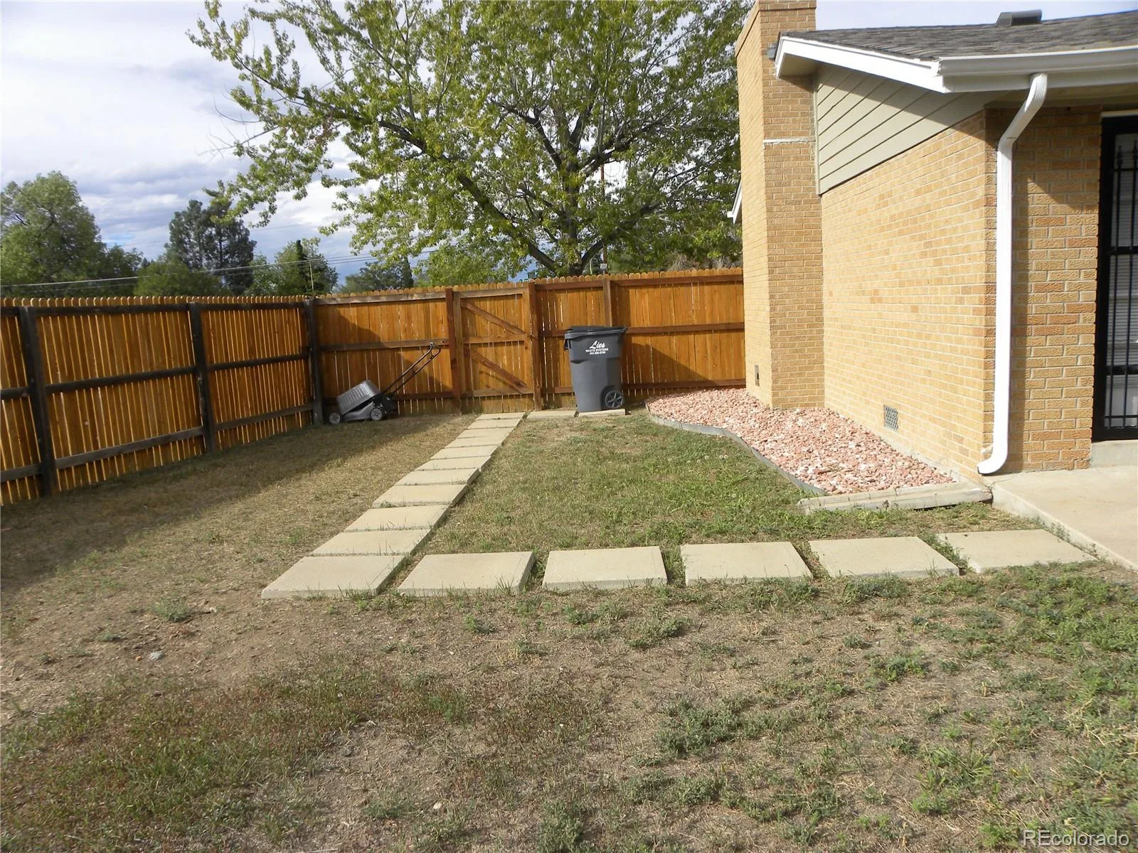 13204 E Parkview Drive Aurora CO 80011 | MLS #REC9026955 09302026095459 1600 11
