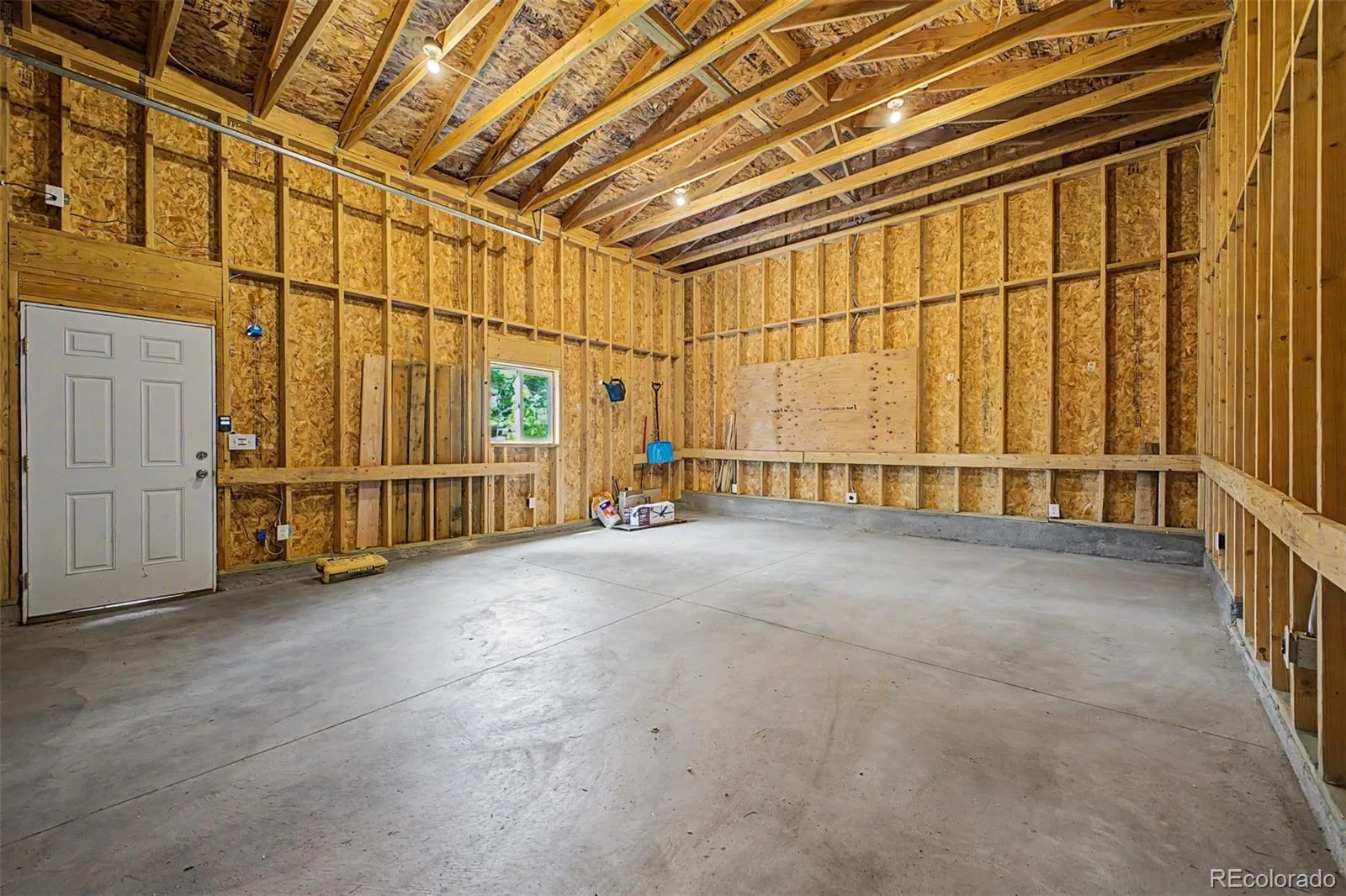 939 Terry Street Golden CO 80401 MLS #REC9027880 06112026170147 1600 21