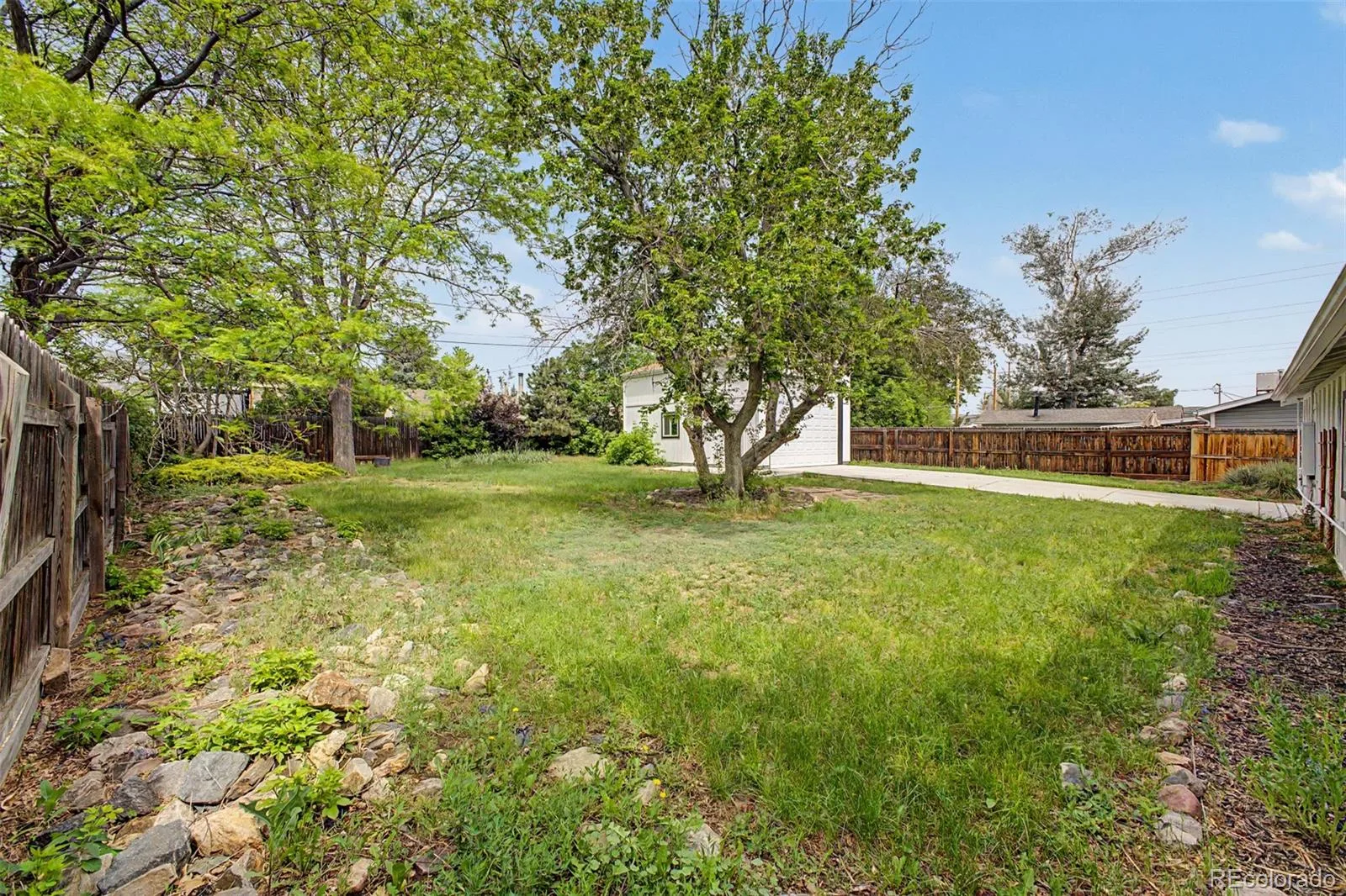 939 Terry Street Golden CO 80401 MLS #REC9027880 06112026170147 1600 26