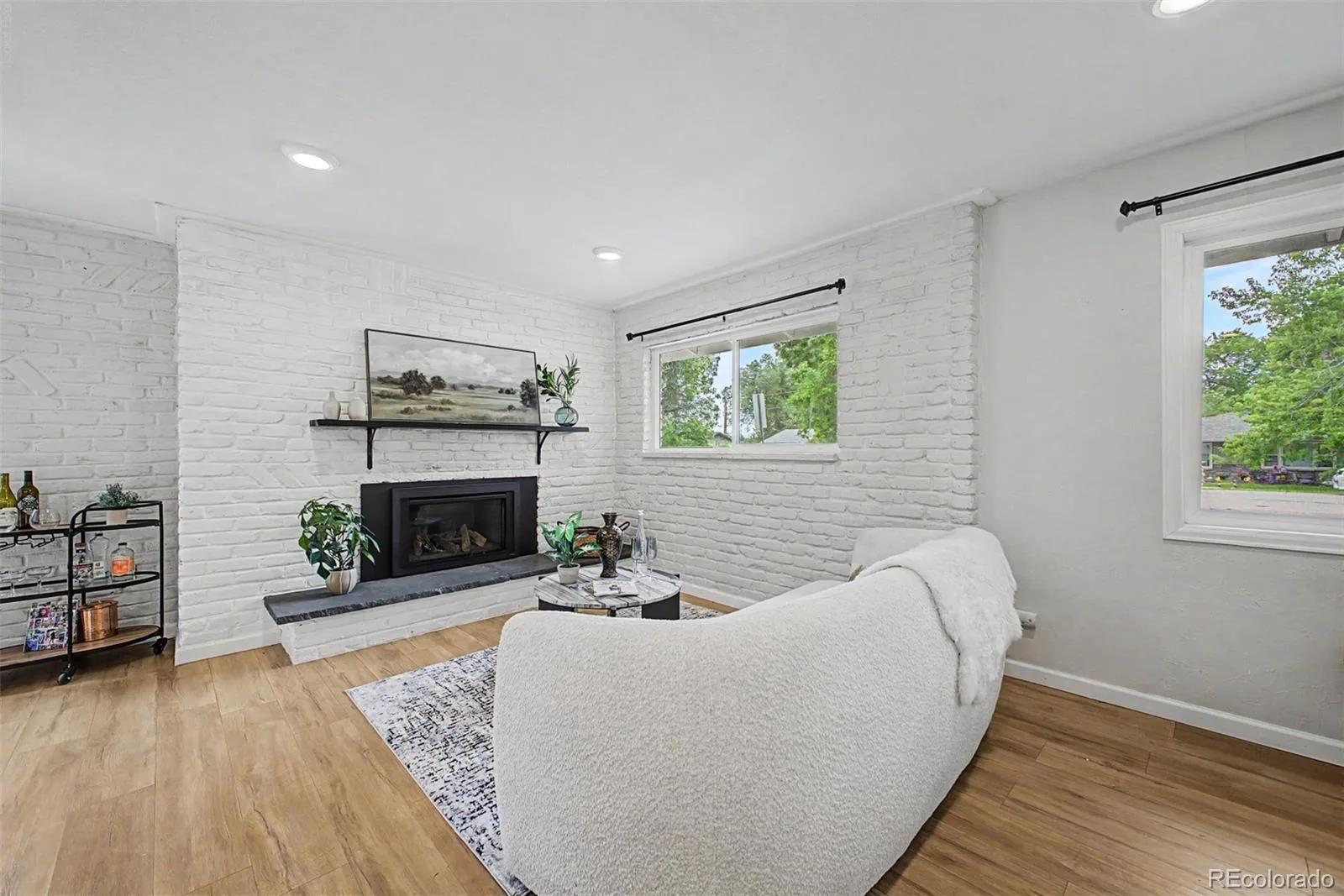 939 Terry Street Golden CO 80401 MLS #REC9027880 06112026170147 1600 5