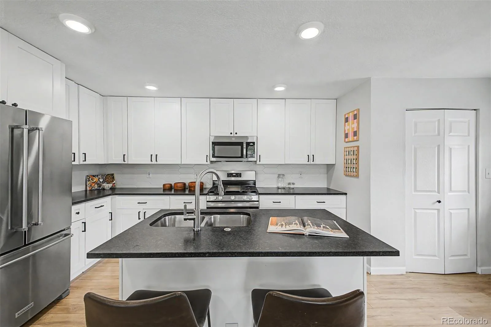 939 Terry Street Golden CO 80401 MLS #REC9027880 06112026170147 1600 9