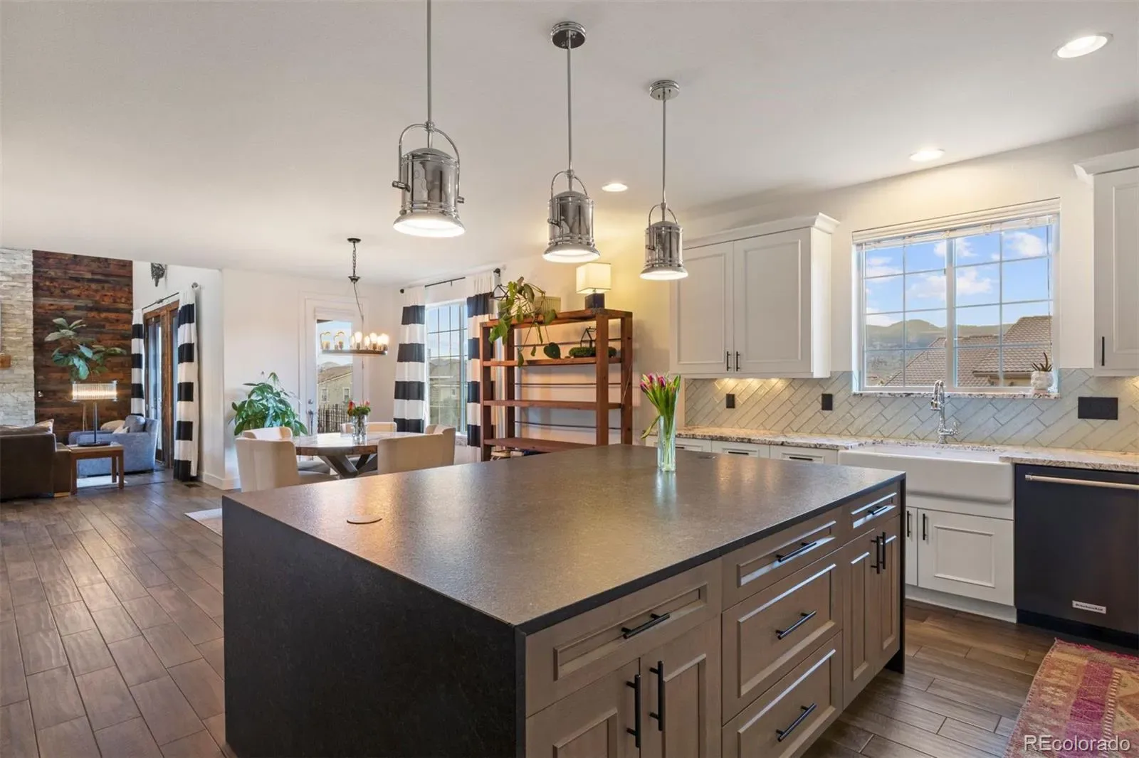 03242026020750 1600 13