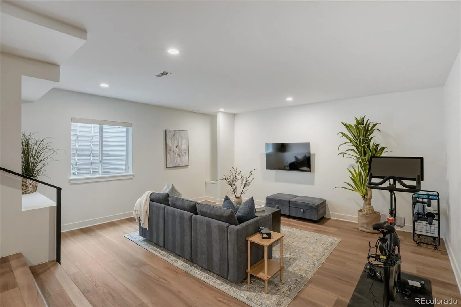 4500 W 31st Avenue Denver CO 80212 MLS #REC9029953 05222026020448 1600 34