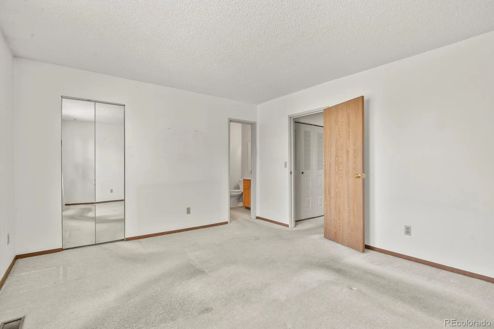 3471 S Ammons Street #12-2 Denver CO 80227 | MLS #REC9030358 07222026175124 1600 16