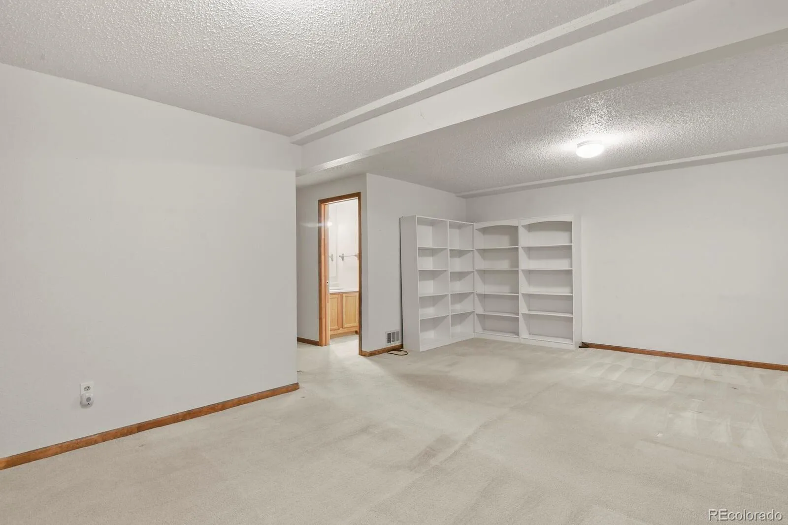 3471 S Ammons Street #12-2 Denver CO 80227 | MLS #REC9030358 07222026175124 1600 26