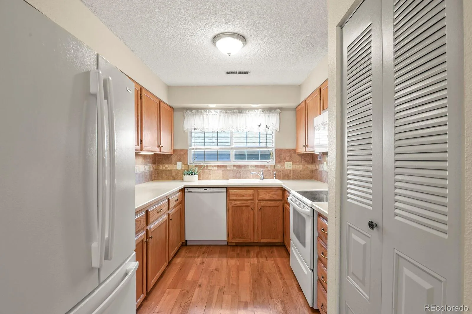 3471 S Ammons Street #12-2 Denver CO 80227 | MLS #REC9030358 07222026175124 1600 8