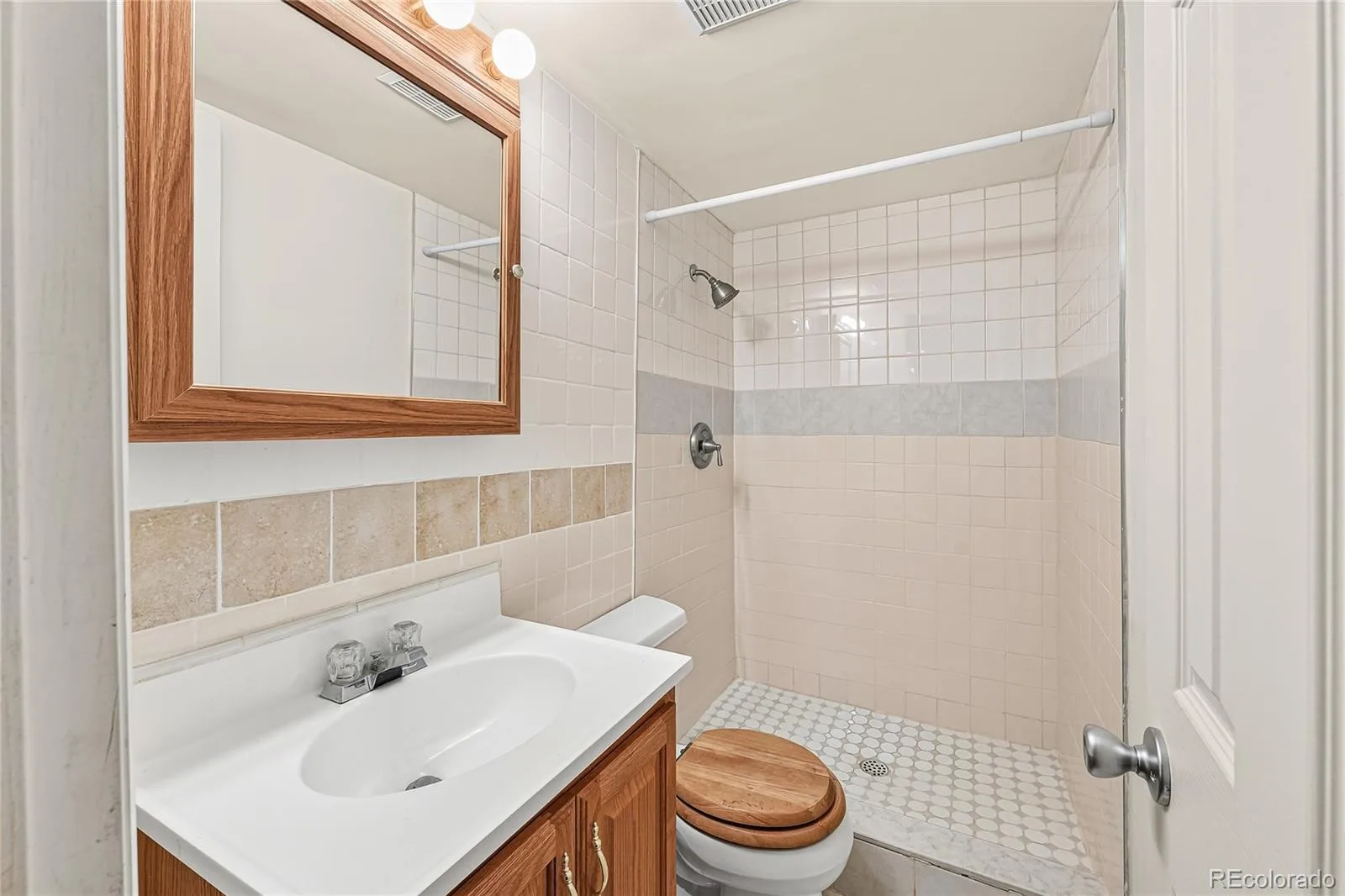 1505 S Lamar Street Denver CO 80232 | MLS #REC9030646 08172026142516 1600 31