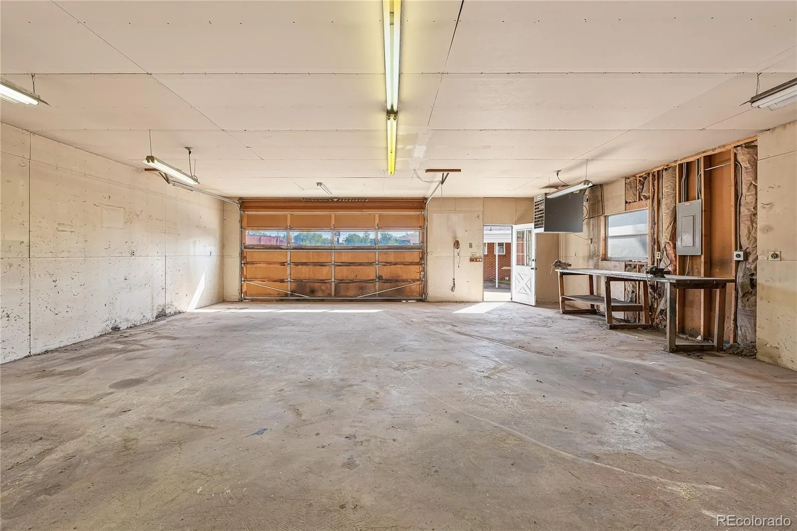 1505 S Lamar Street Denver CO 80232 | MLS #REC9030646 08172026142516 1600 40