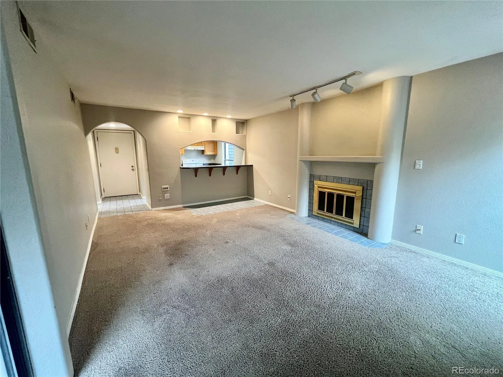 9797 E Peakview Avenue #C05 Englewood CO 80111 MLS #REC9032305 05072026191322 1600 11