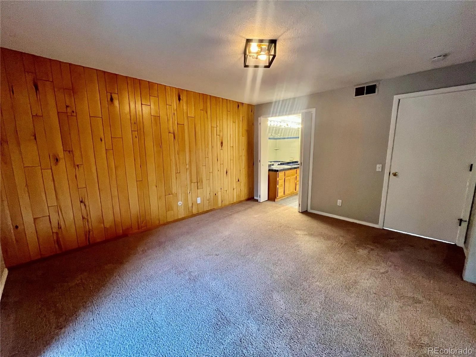 9797 E Peakview Avenue #C05 Englewood CO 80111 MLS #REC9032305 05072026191322 1600 19