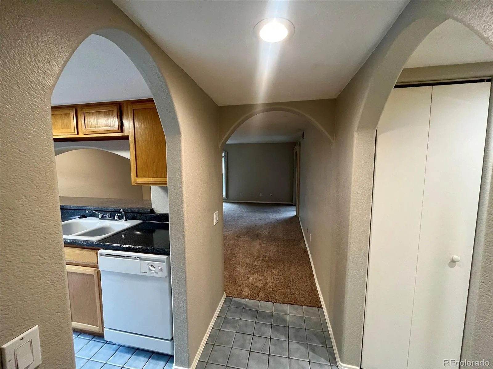 9797 E Peakview Avenue #C05 Englewood CO 80111 MLS #REC9032305 05072026191322 1600 3
