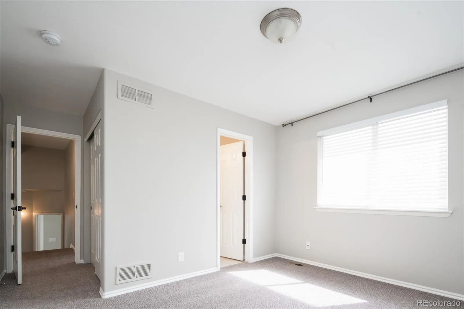 04092026175027 1600 16