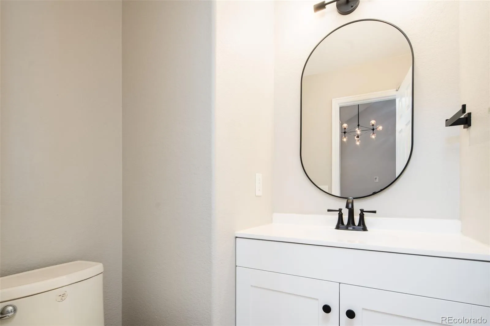 04092026175027 1600 8