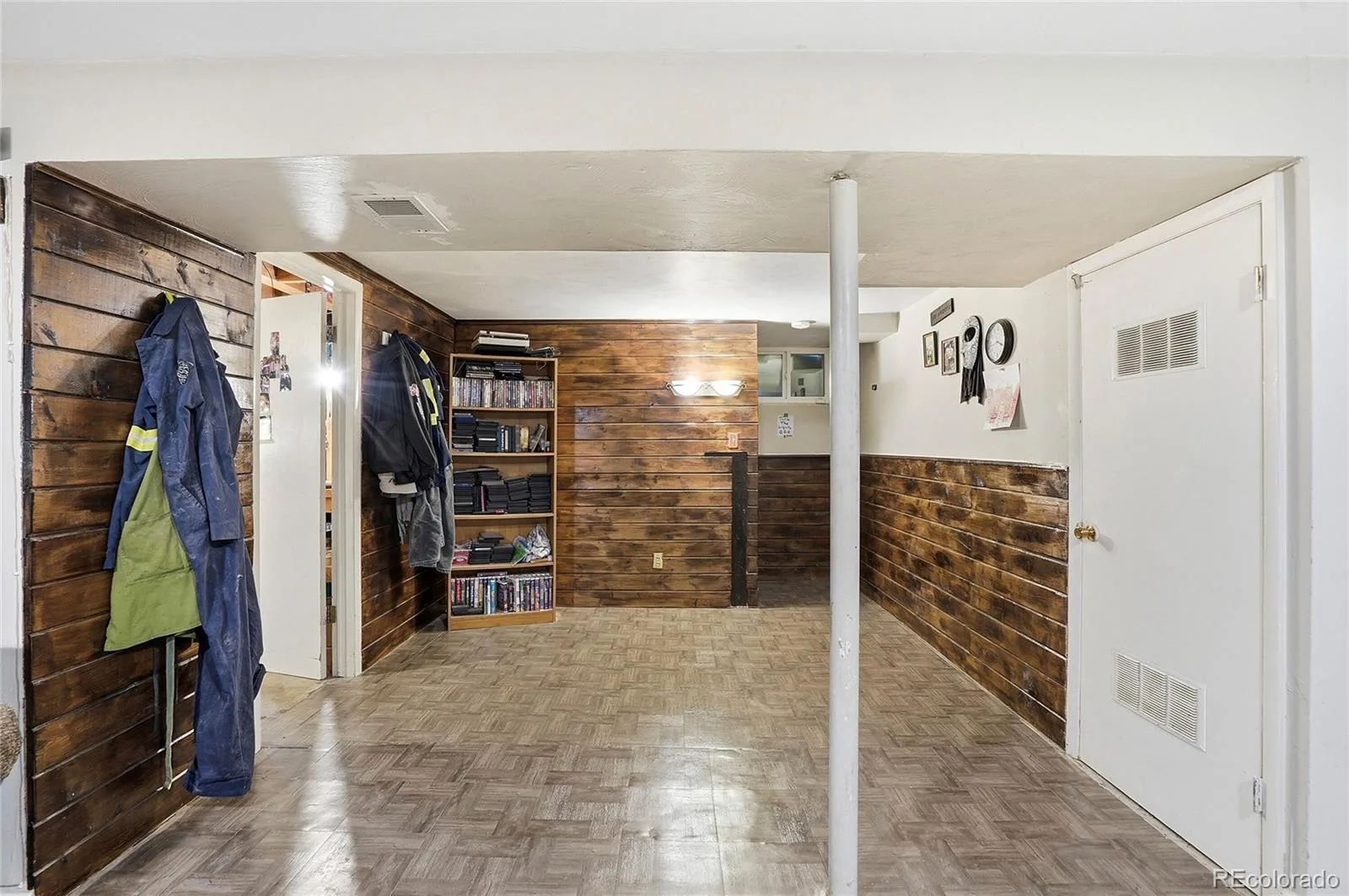 6895 W Bayaud Avenue Denver CO 80226 | MLS #REC9033617 06292026230259 1600 20