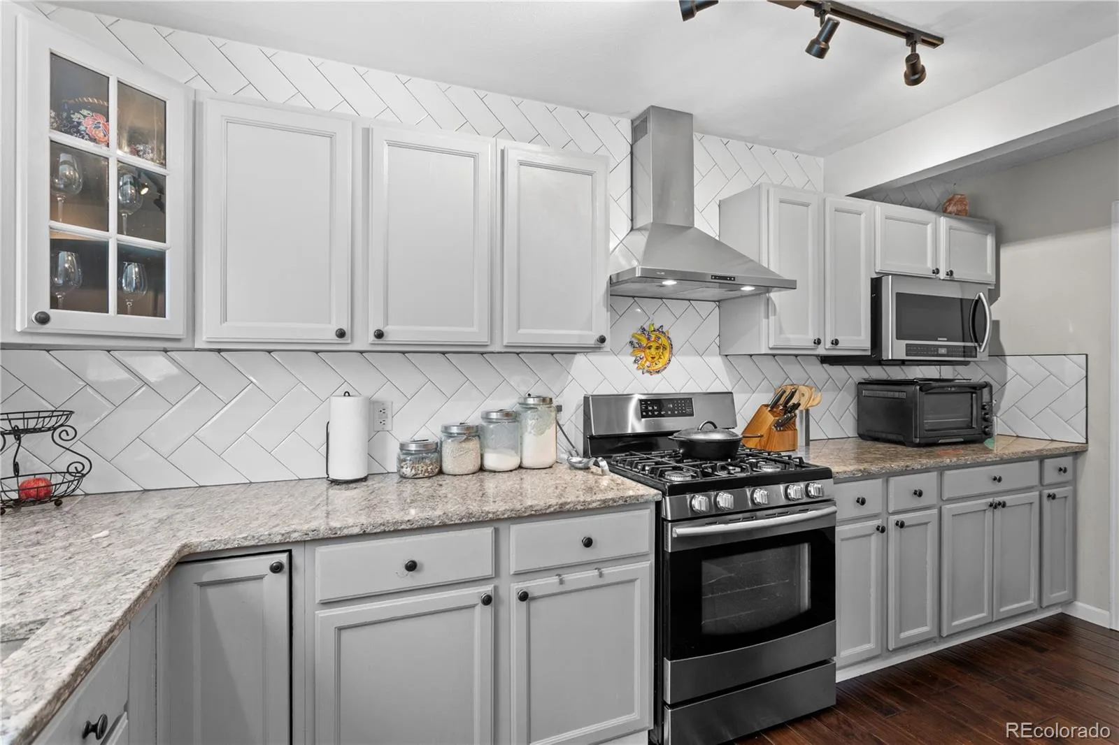 2212 Hyacinth Road Littleton CO 80129 | MLS #REC9034172 06182026191024 1600 13