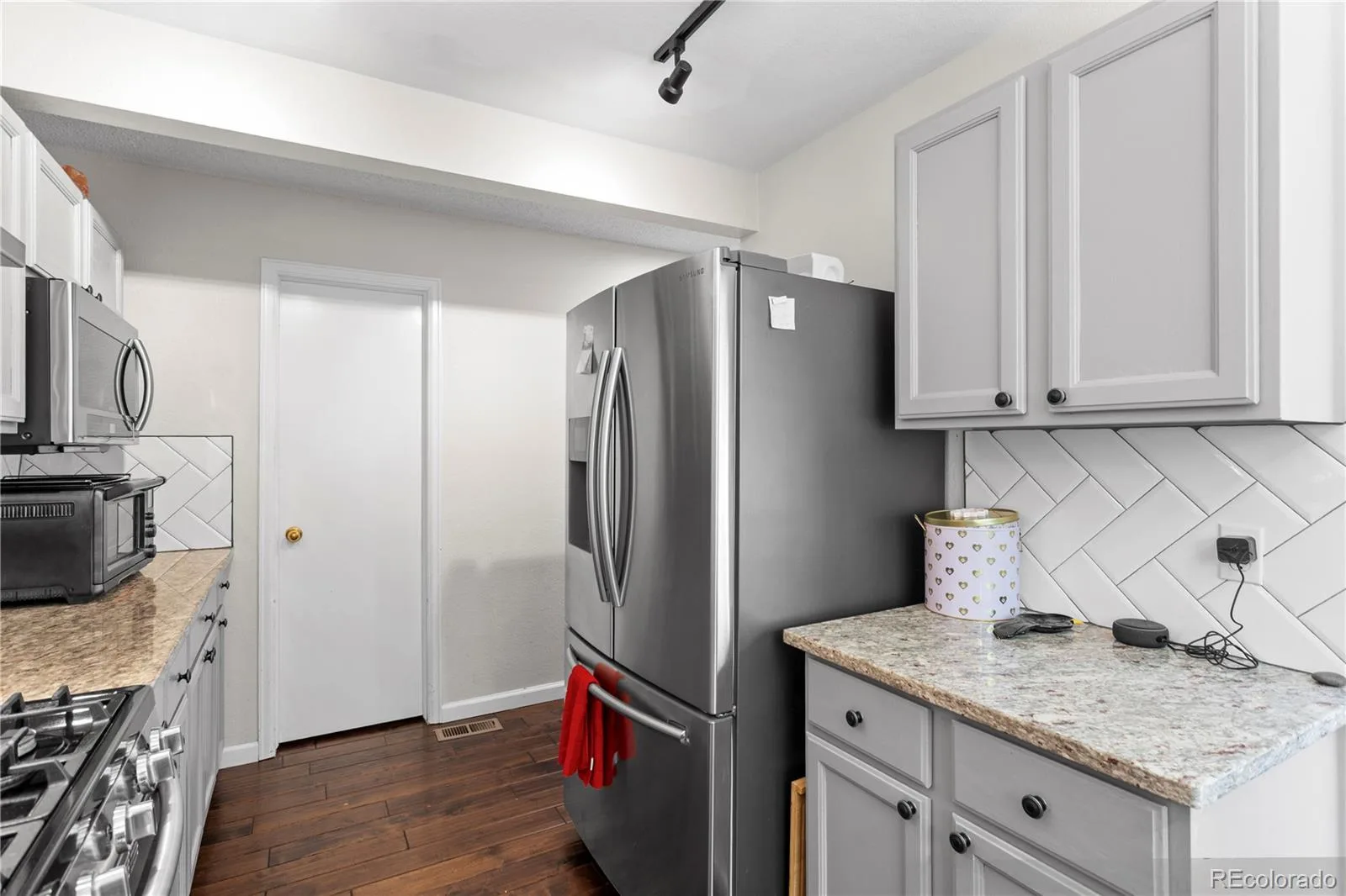 2212 Hyacinth Road Littleton CO 80129 | MLS #REC9034172 06182026191024 1600 16