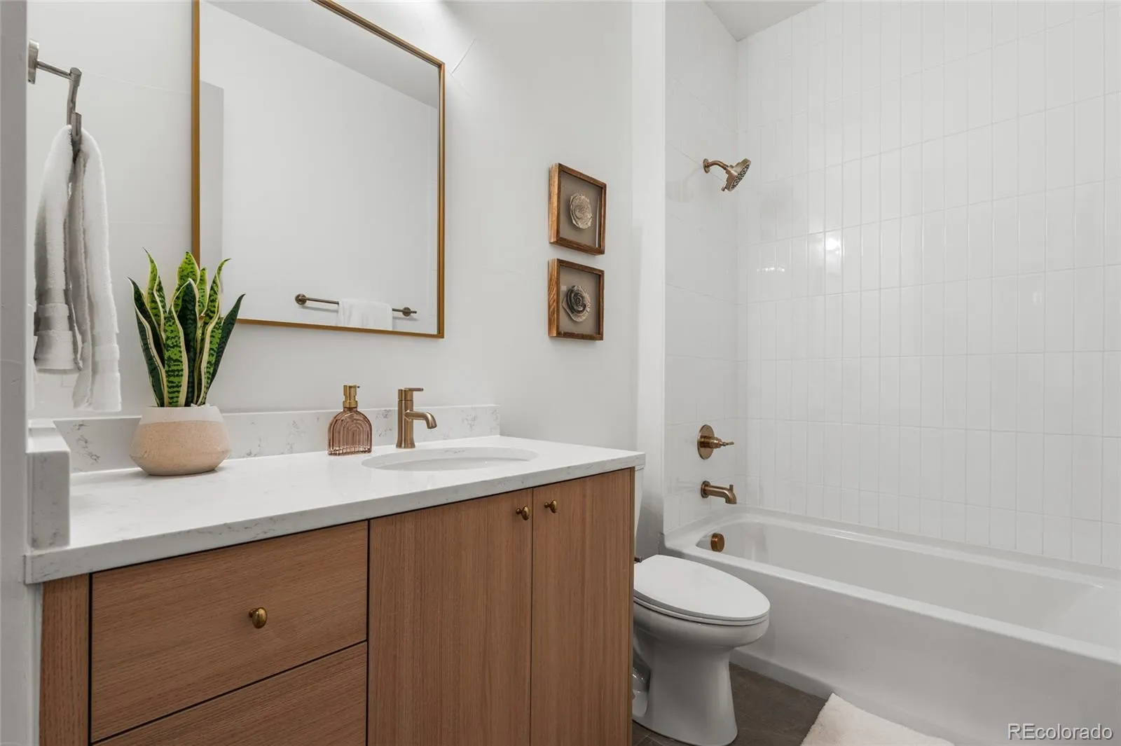 04162026160634 1600 16