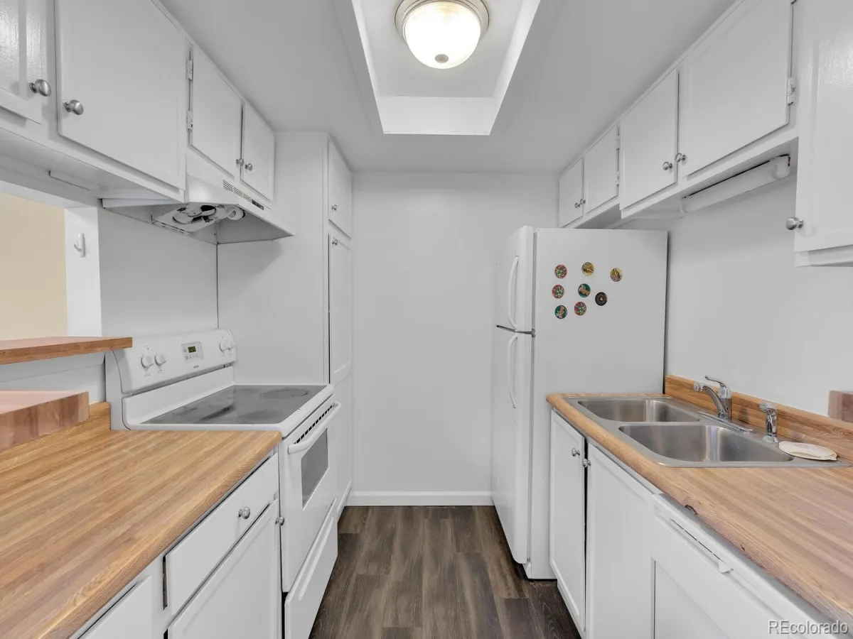 908 S Walden Way #206 Aurora CO 80017 | MLS #REC9034397 04292026224531 1200 10