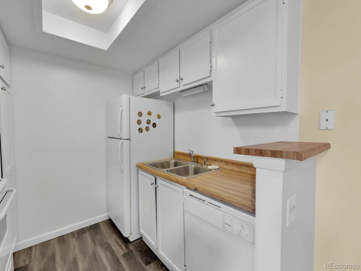 908 S Walden Way #206 Aurora CO 80017 | MLS #REC9034397 04292026224531 1200 11
