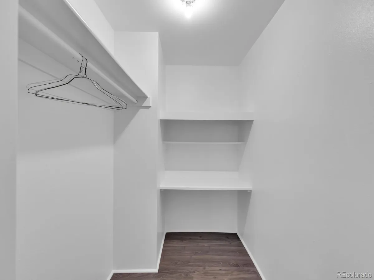 908 S Walden Way #206 Aurora CO 80017 | MLS #REC9034397 04292026224531 1200 18