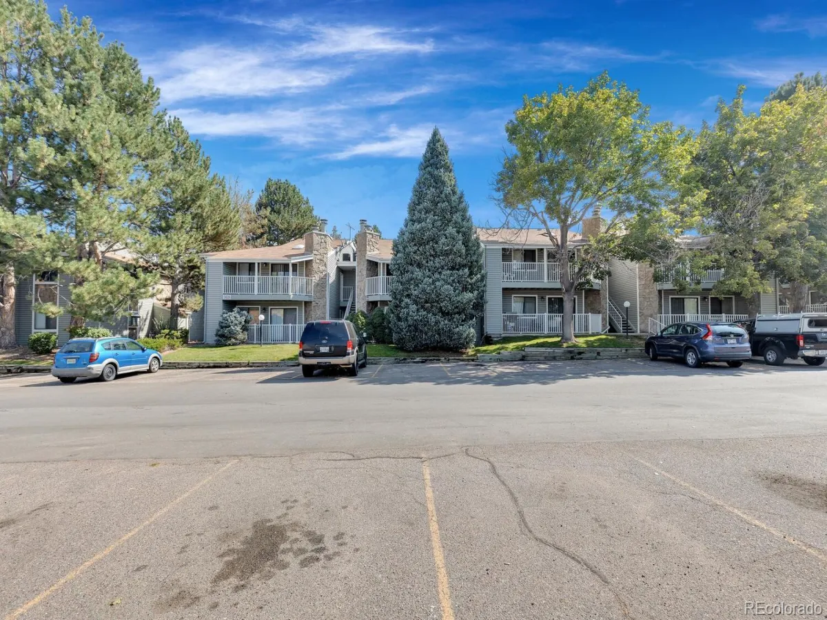 908 S Walden Way #206 Aurora CO 80017 | MLS #REC9034397 04292026224531 1200 20