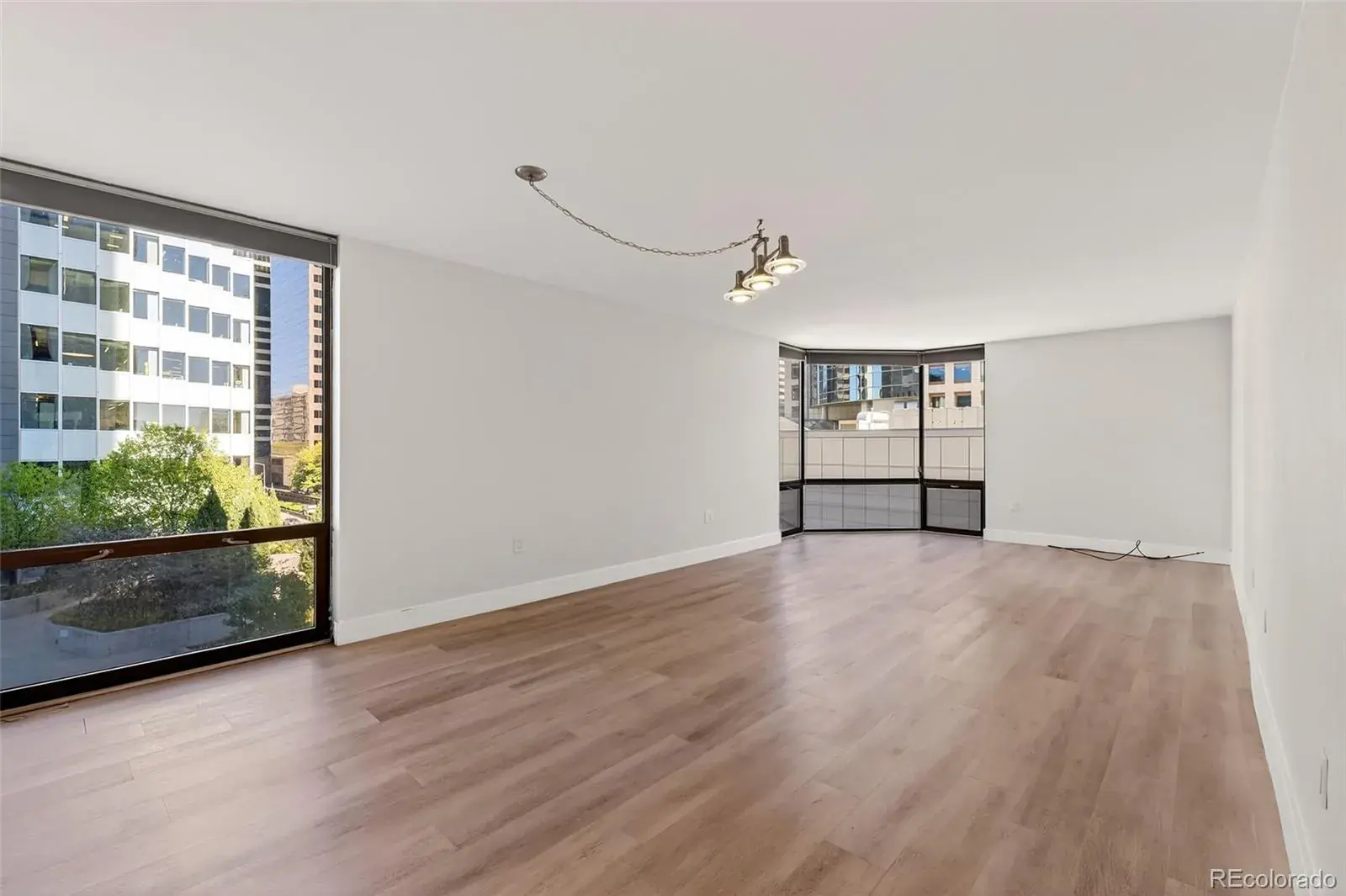 10112025032806 1600 11