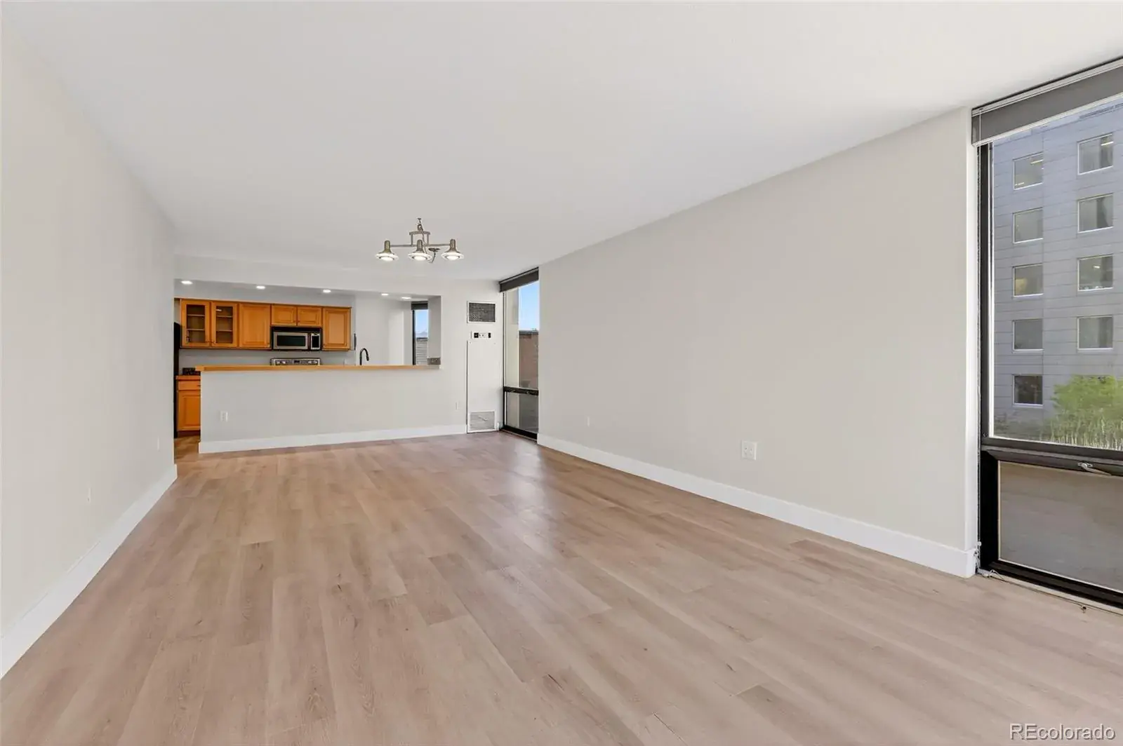 10112025032806 1600 15