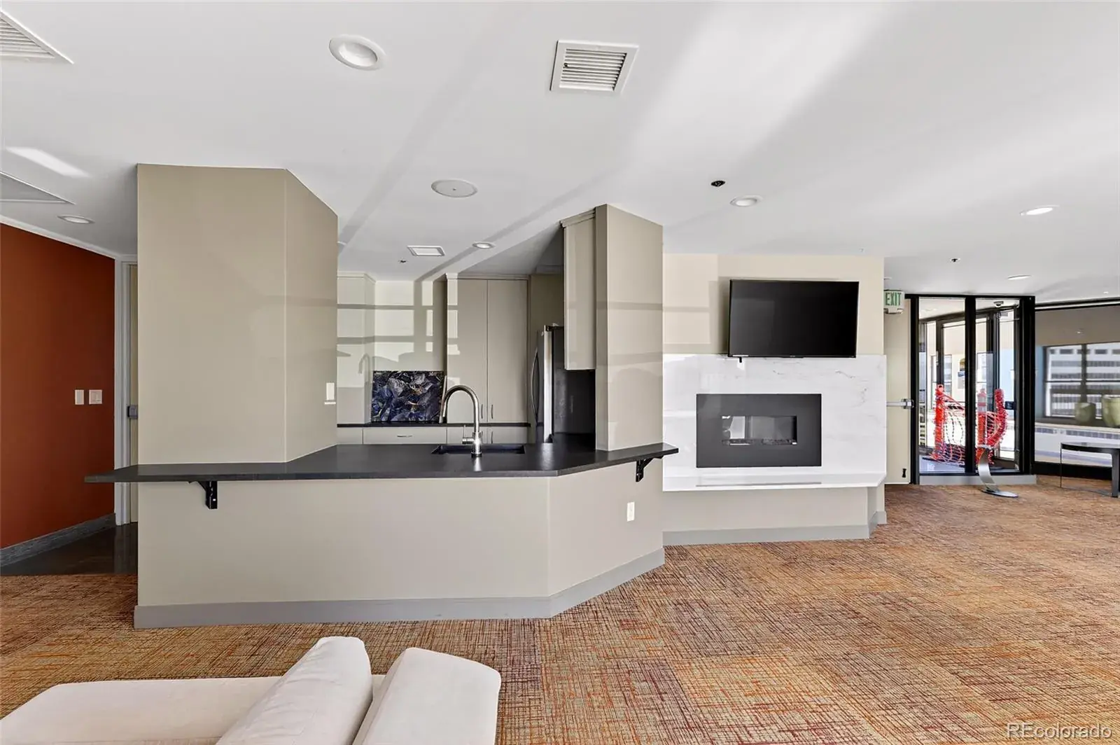 10112025032806 1600 34