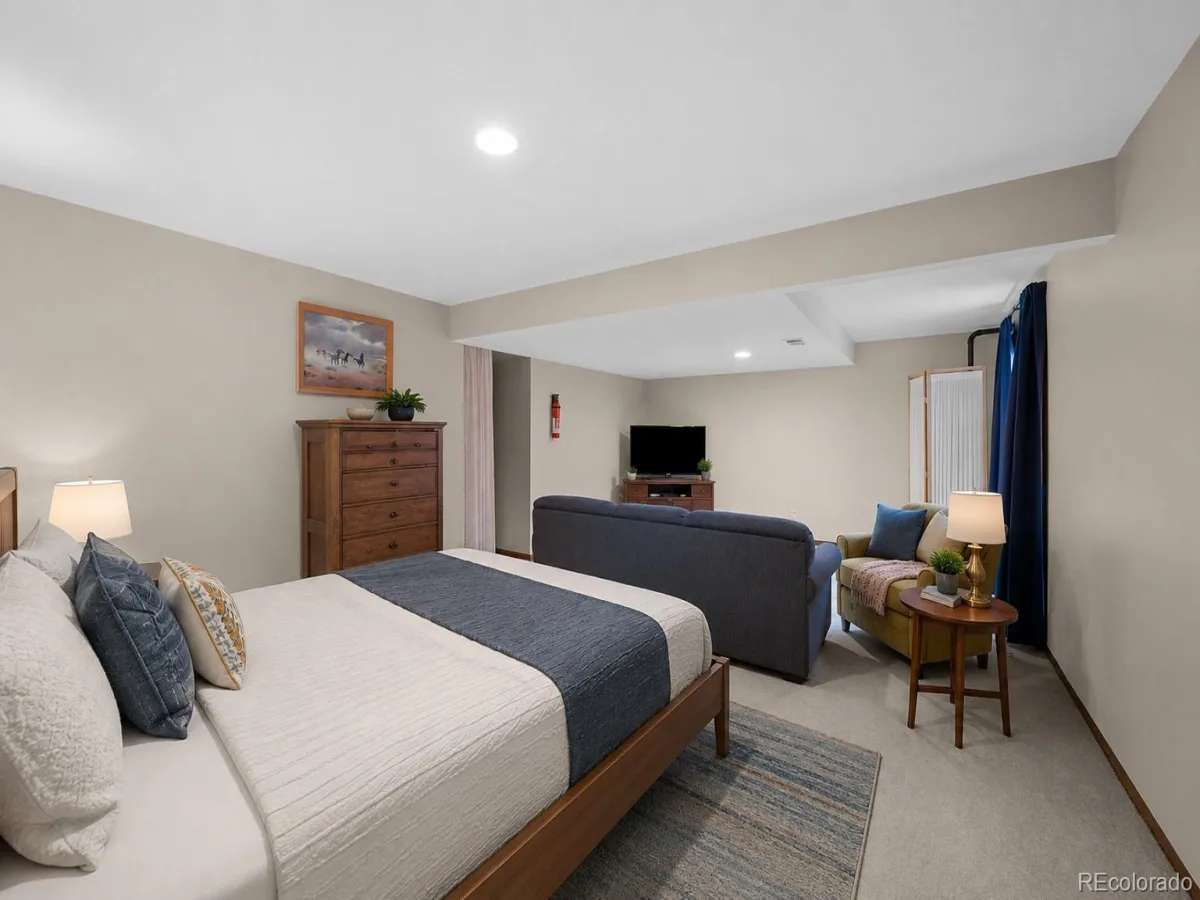 10160 Lee Street Broomfield CO 80021 MLS #REC9037361 07082026224748 1200 26