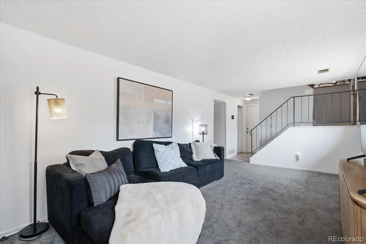 9837 W Arizona Avenue Lakewood CO 80232 | MLS #REC9038413 07302026031527 1200 15